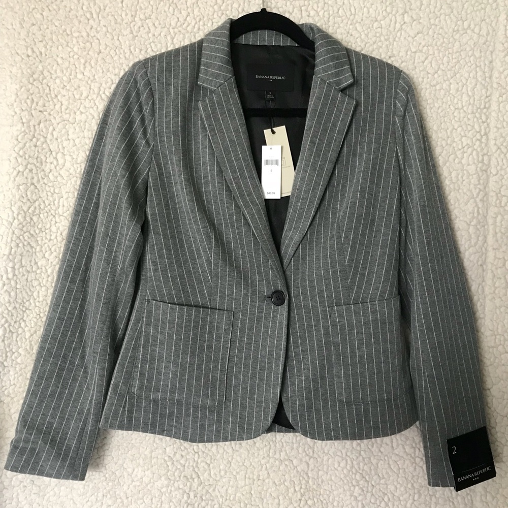 NEW Banana Republic Sz 2 Grey Pinstriped Blazer